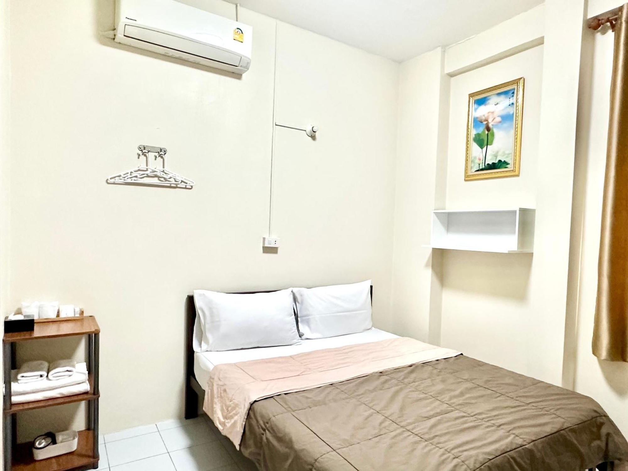 Pd Hostel Bangkok Extérieur photo